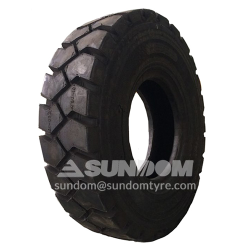 pneumatic forklift tire