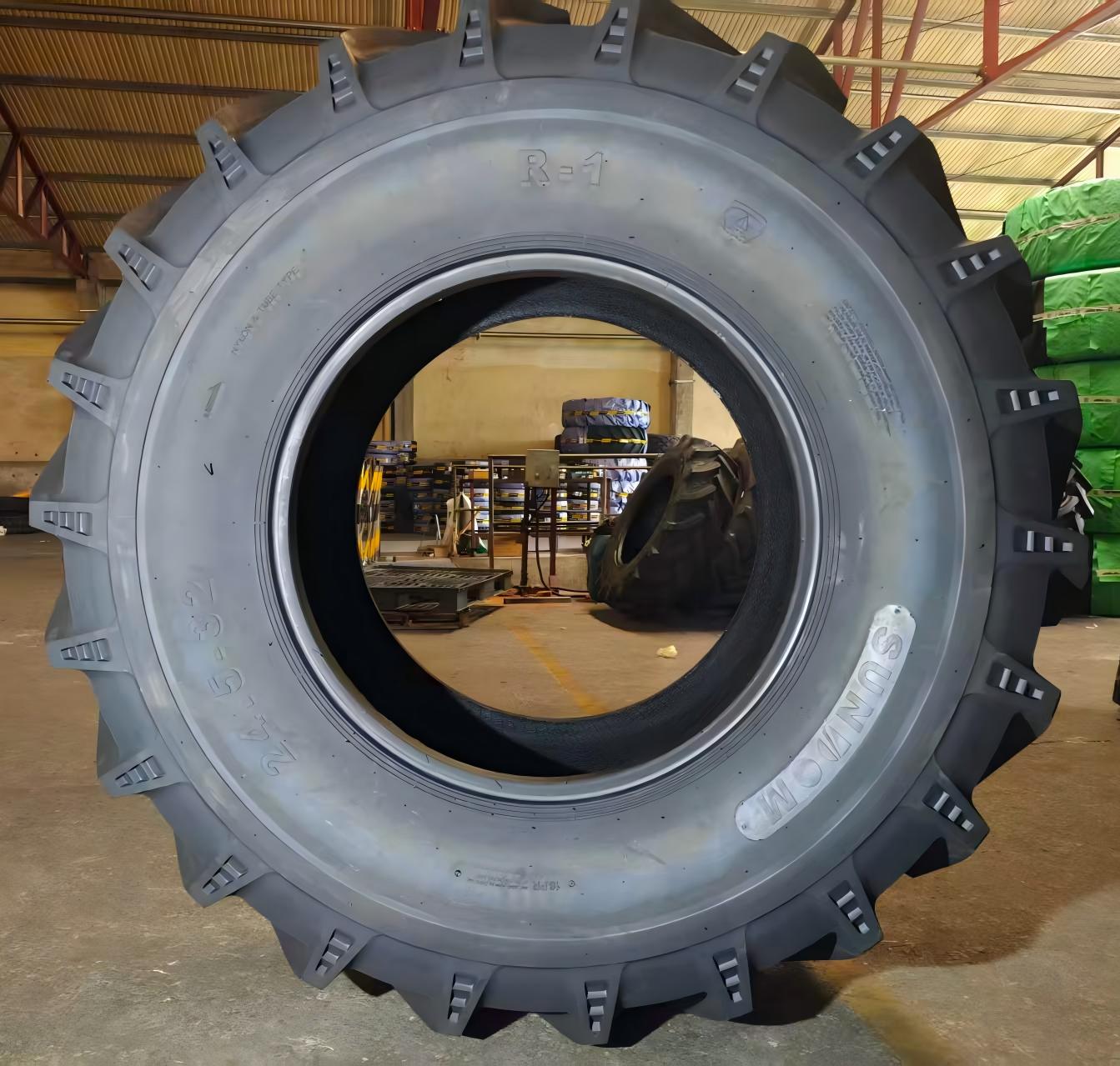 R-1 Agritulcural tyre 24.5-32: Excellent traction, decorative pattern self-cleaning and has a good anti-aging performance