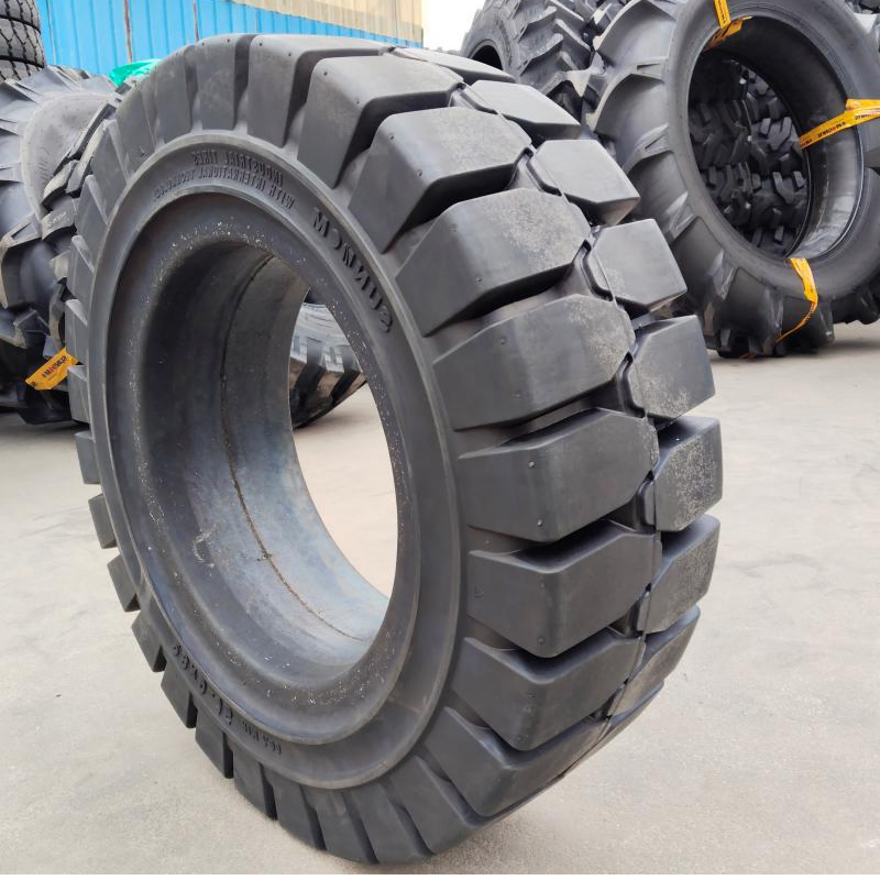 Sundom Solid tyre 28x9-15