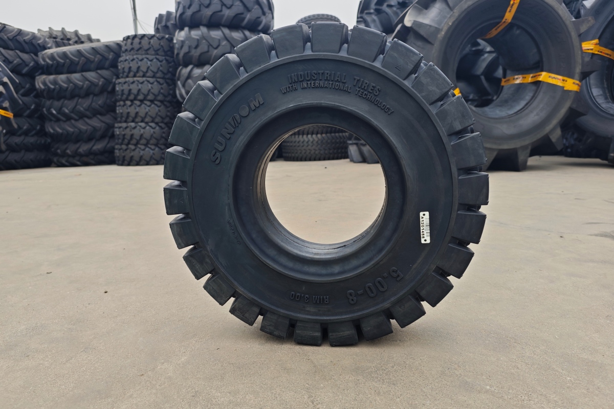 5.00-8 SD101 Industrial Tire for Forklift and Material Handling
